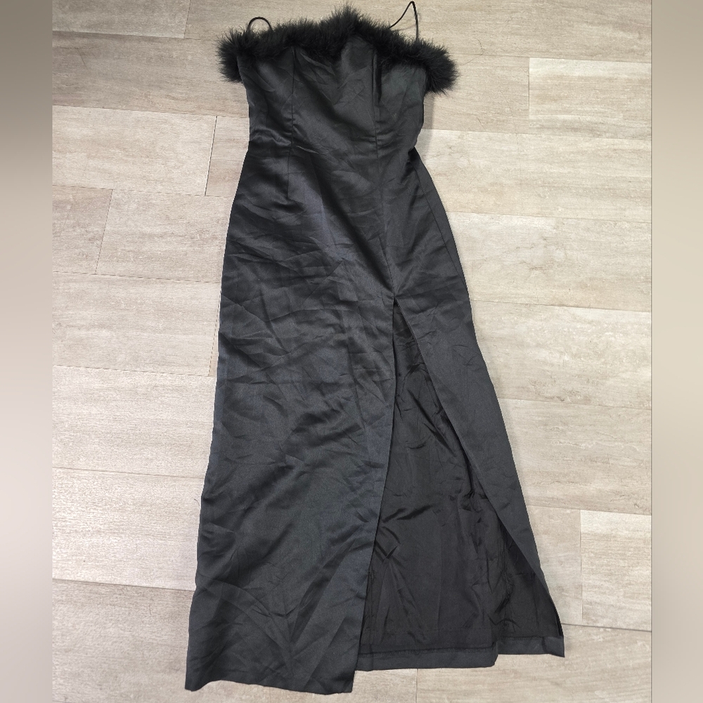 Vintage Speed Fashion prom dress with fluffy trim size 7-8